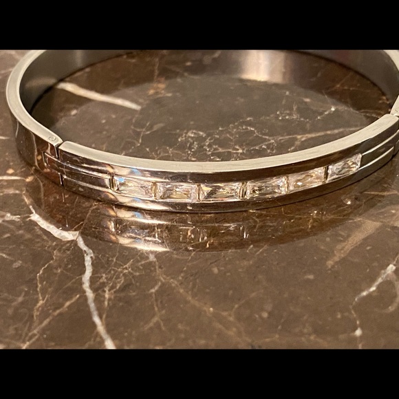 Manuel Zed stainless steel bangle - Picture 2 of 5